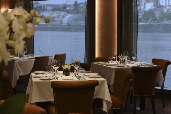 Riviera Douro Splendour - Restaurant 7.jpg